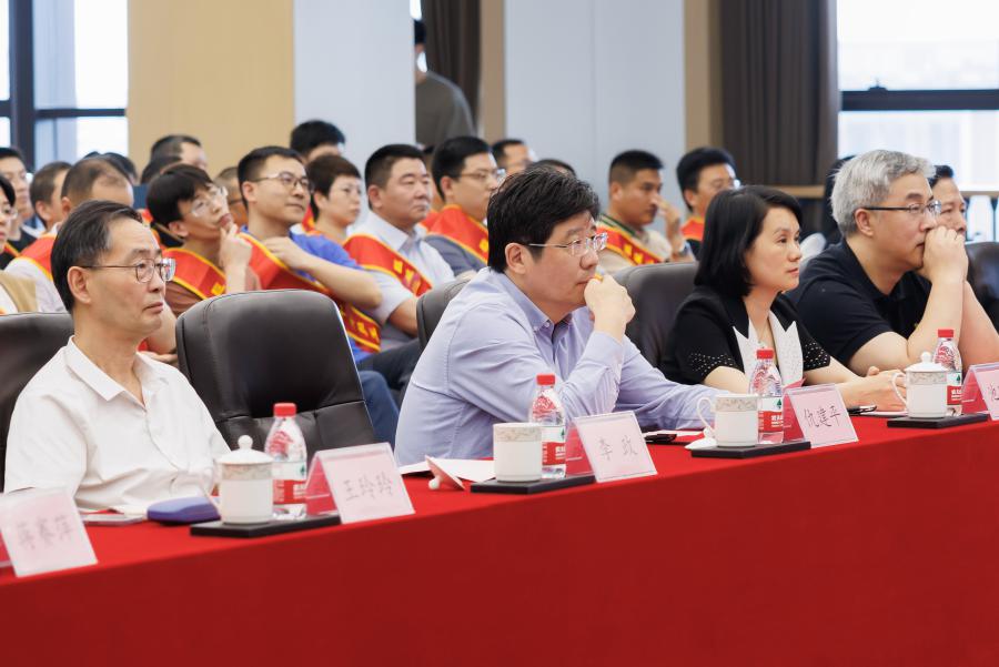 1716432130321883DFDE.jpg AWP_9854.jpg