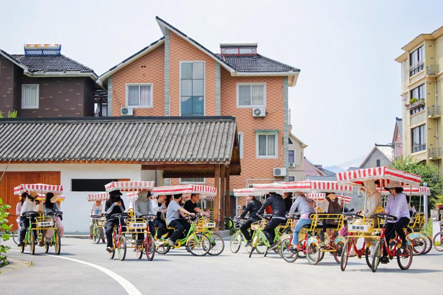 171947056088853053BA.jpg 5Q4A2242.JPG